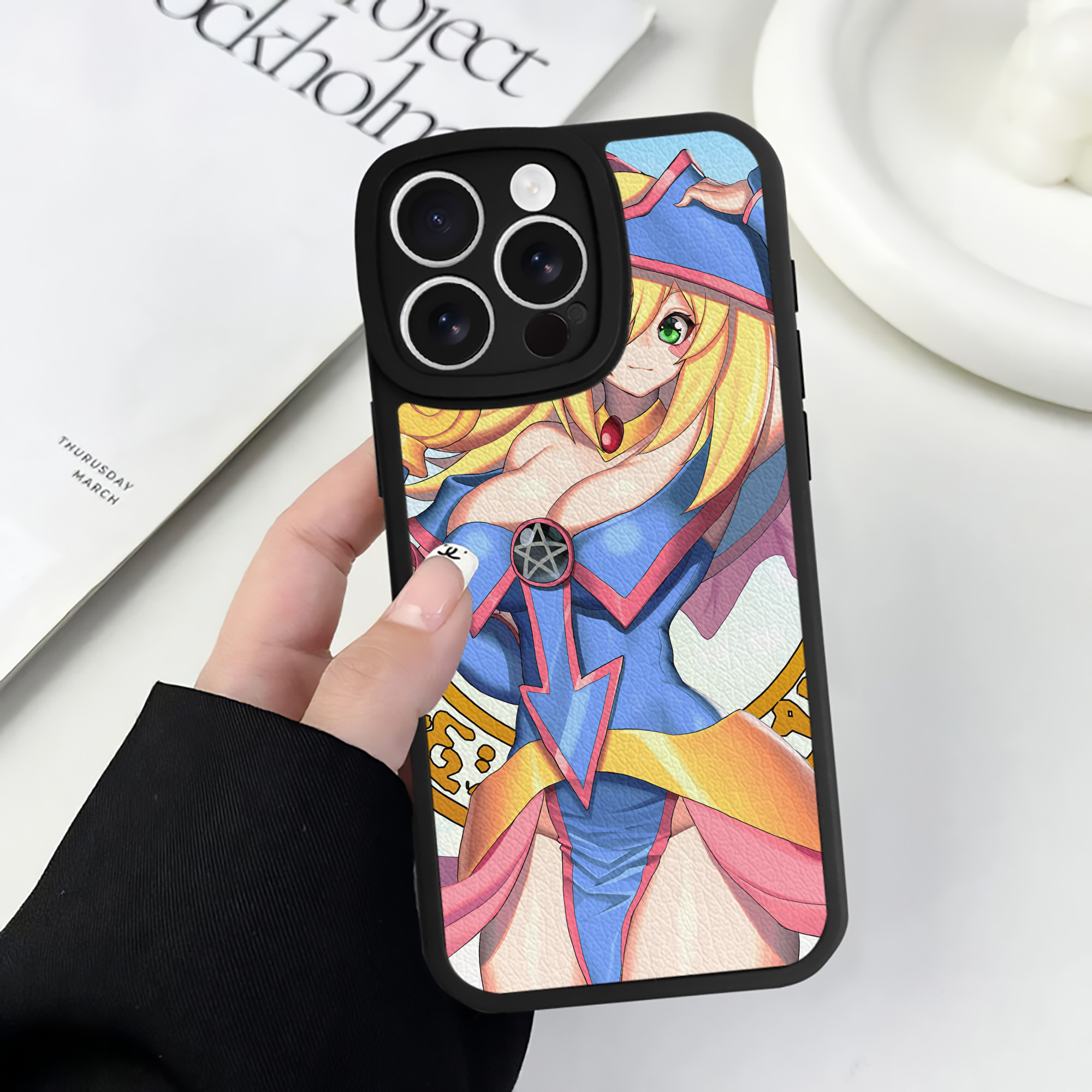 （画像用） 遊☆戯☆王 Yu-Gi-Oh! 【iPhone 16シリーズ対応】シリコンスマホケース（レザー調） 材質：シリコン
